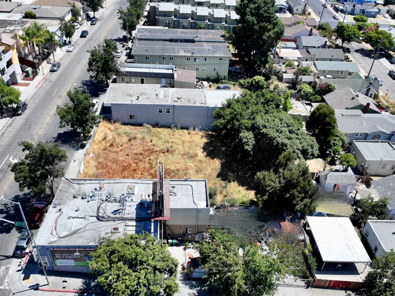 More Photos Of 9811 MacArthur Blvd, Oakland Land For Sale