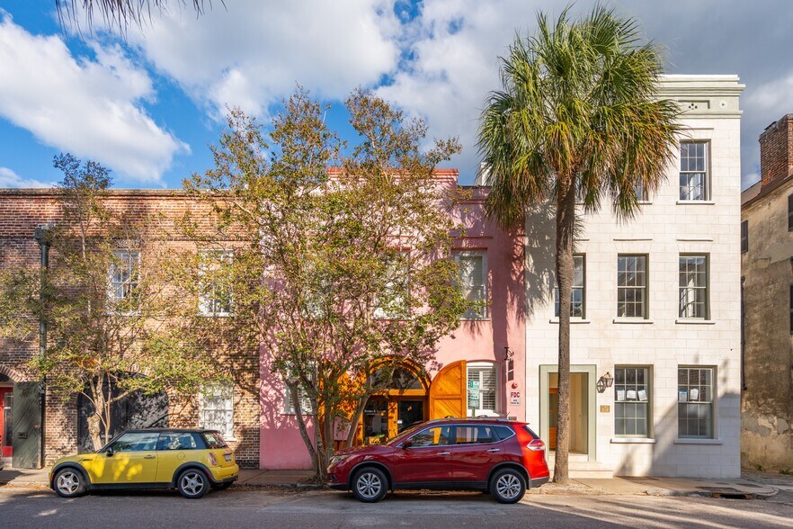 More Photos Of 46 A State St, Charleston Office Residential For Lease