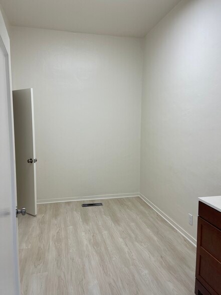 More Photos Of 652-670 E Santa Clara St, San Jose Medical For Sale