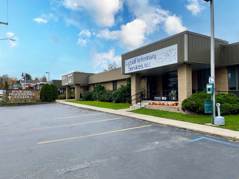 More Photos Of 230 Rock Hill Dr, Rock Hill Medical For Lease