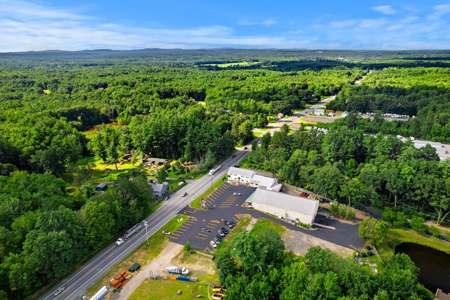 More Photos Of 313 Route 125, Brentwood Light Distribution For Lease