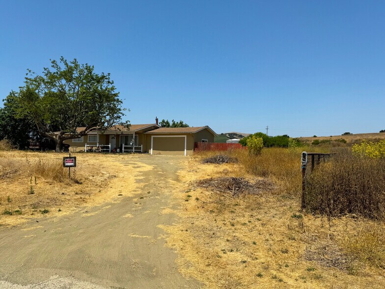 More Photos Of 7261 Domingos Rd, Lompoc Land For Lease