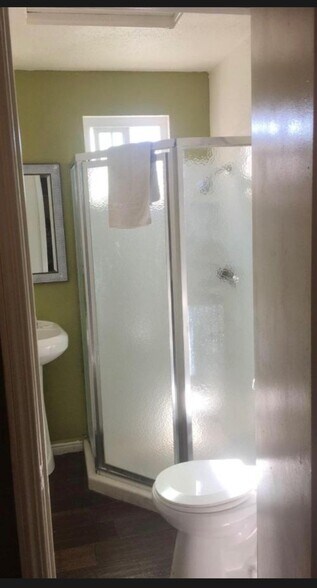 More Photos Of 1526 W Foothill Blvd, Rialto Hotel For Sale