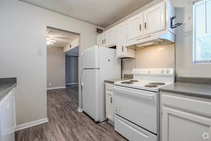 More Photos Of 3901 Northside Dr, Macon-Bibb Multifamily For Sale