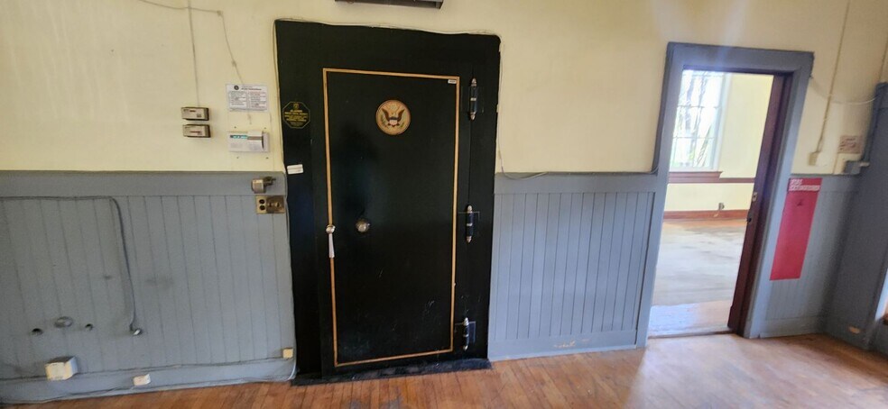 More Photos Of 224 N Oak St, Ukiah Office Residential For Sale