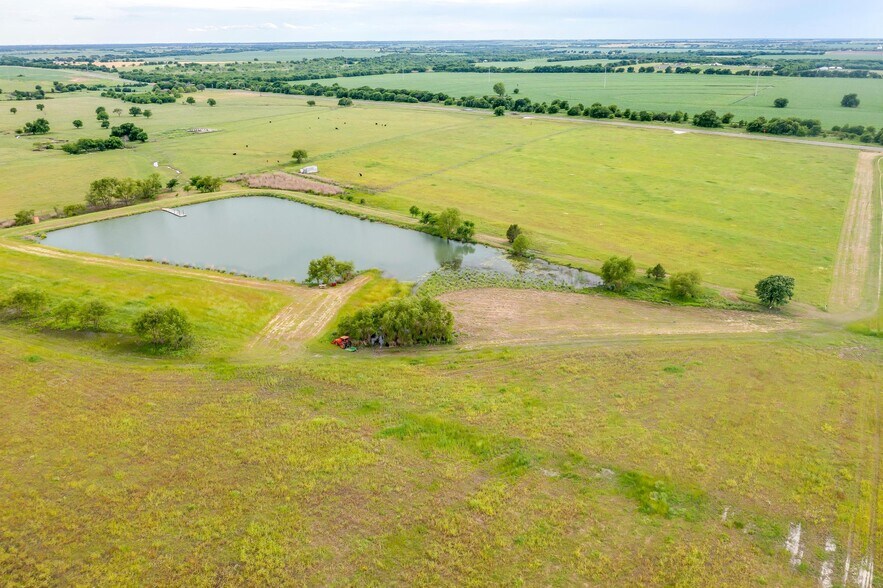 More Photos Of 2848 TX-81, Itasca Land For Sale