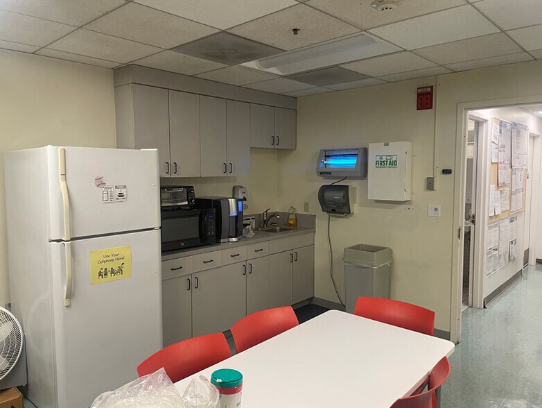 More Photos Of 445 Powell St, San Francisco Bank For Sale