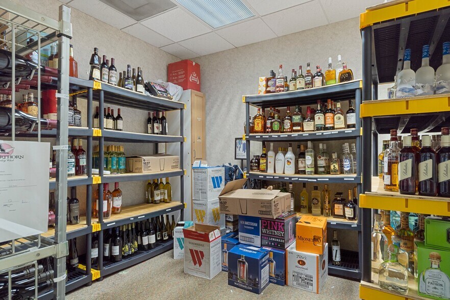 More Photos Of 4550 Golf Club Ln, Spring Hill Golf Course Driving Range For Sale