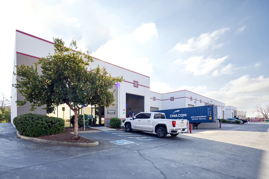 More Photos Of ,  Unknown For Sale