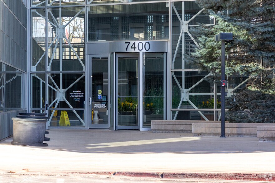 More Photos Of 7400 E Orchard Rd, Greenwood Village Office For Sale