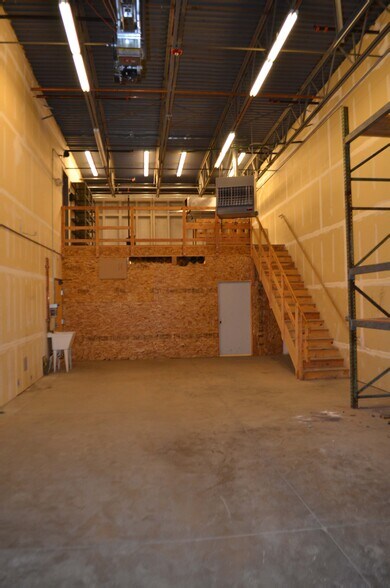 More Photos Of 4475 W 58th Ave, Arvada Light Distribution For Sale