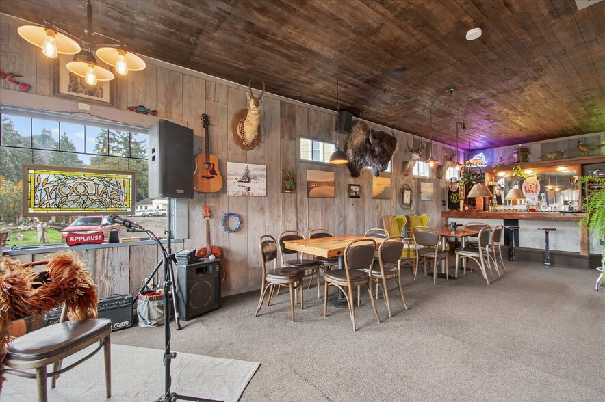 More Photos Of 8 Fairgrounds Rd, Skamokawa Restaurant For Sale