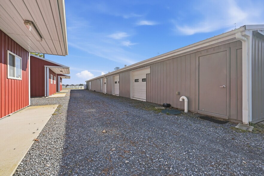 More Photos Of 89 Hunting Quarter Rd, Greenwood Trailer Camper Park For Sale
