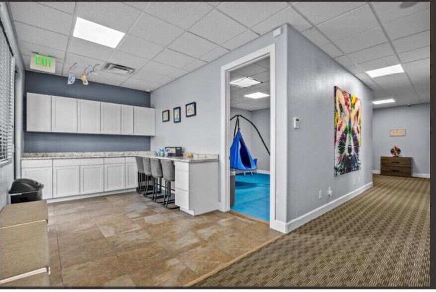 More Photos Of 2793 Skyline Ct, Grand Junction Office For Sale