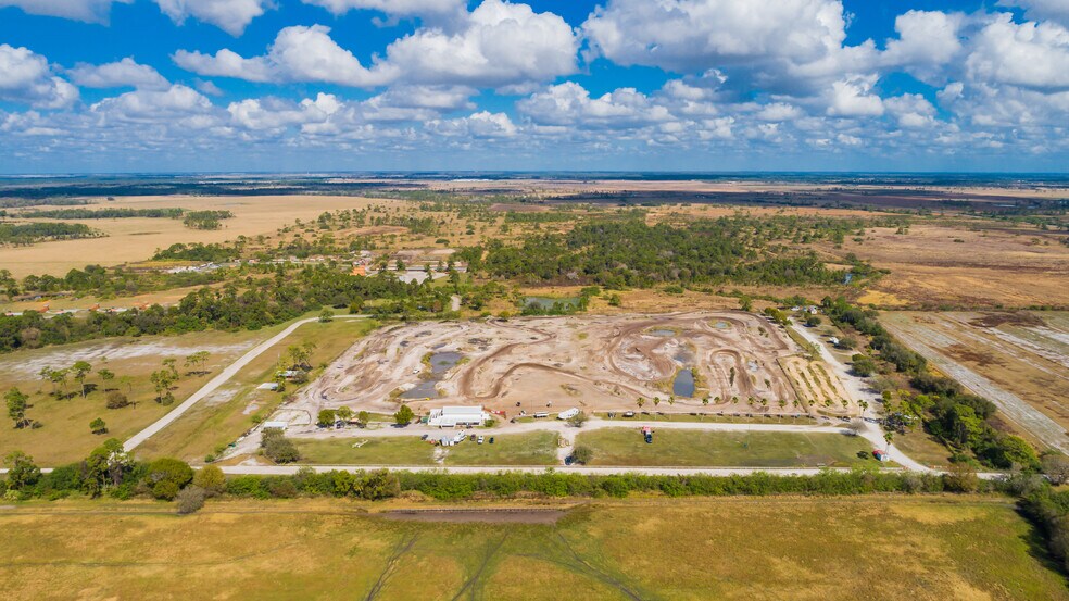 More Photos Of 7543 NE 48th St, Okeechobee Racetrack For Sale