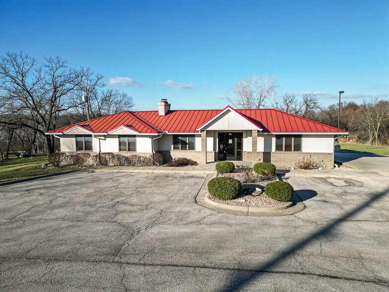 Primary Photo Of 9340 Parallel Pky, Kansas City Office For Sale