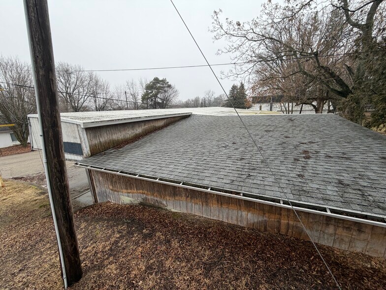 More Photos Of 637 S Main St, Nashville Freestanding For Sale