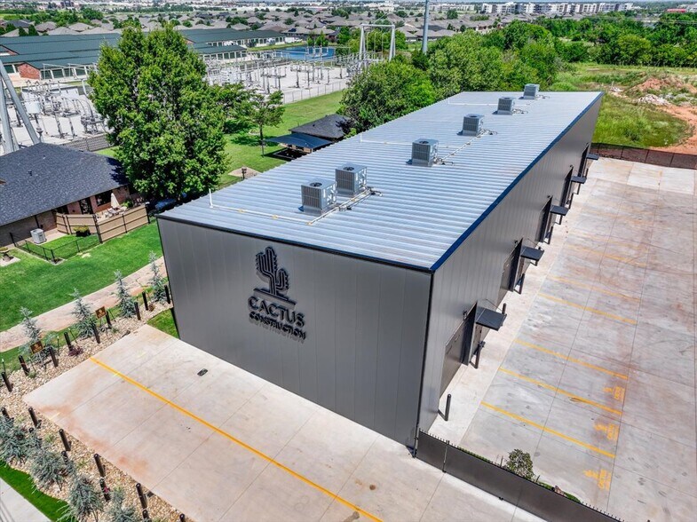 More Photos Of 1229 NW 122nd St, Oklahoma City Light Manufacturing For Lease