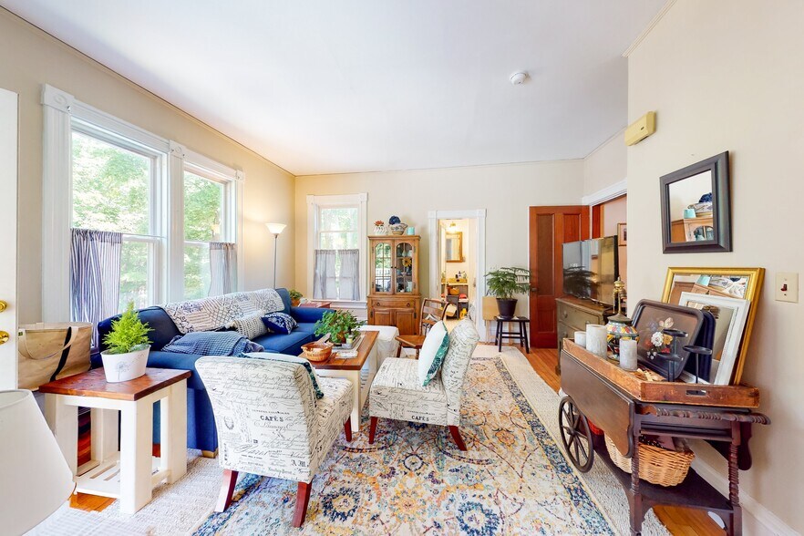 More Photos Of 40 High St, Acton Apartments For Sale