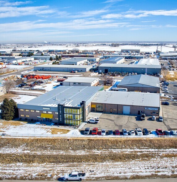 More Photos Of 3997-4001 S Valley Dr, Mead Distribution For Sale