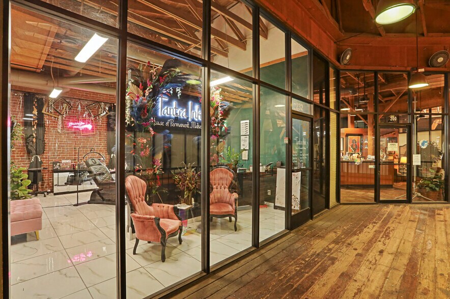 More Photos Of 445 W Weber Ave, Stockton Office For Lease