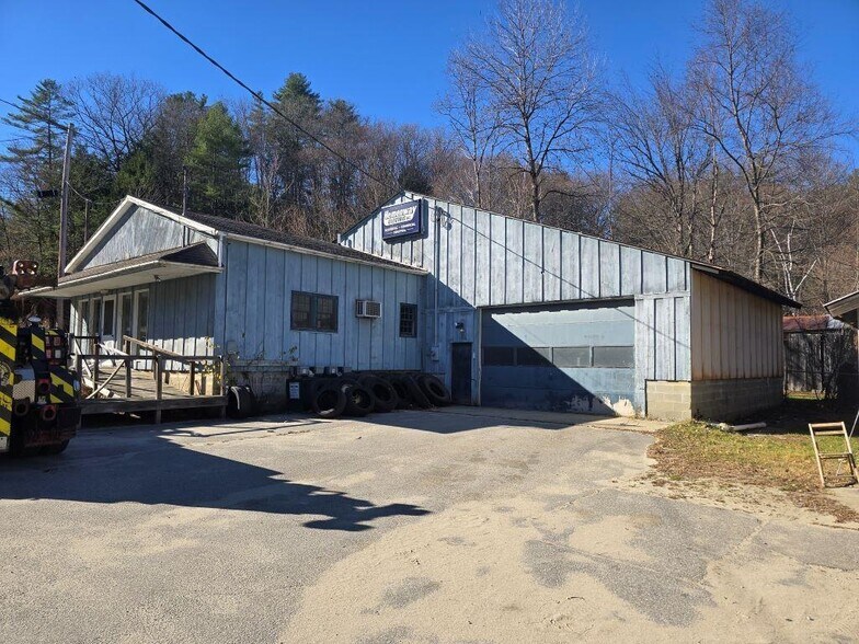 More Photos Of 37 Chester Rd, Springfield Auto Repair For Sale