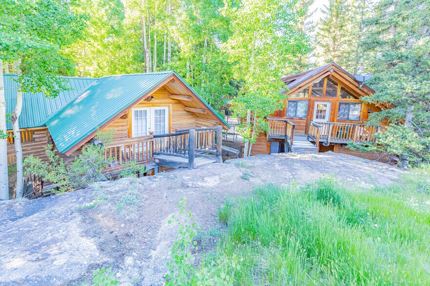 More Photos Of 860 County Road 142, Lake City Hotel For Sale