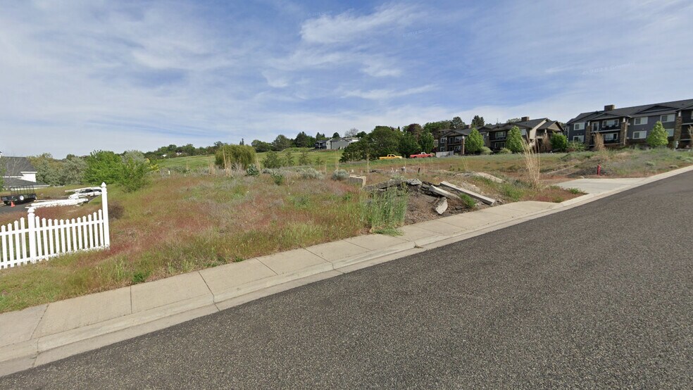 More Photos Of 0 Vineyard Avenue, Lewiston Land For Sale