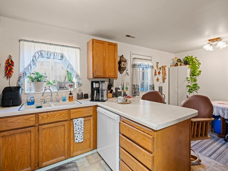 More Photos Of 268-408 1220 South St, Vernal Apartments For Sale