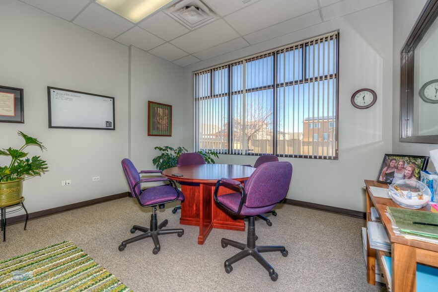 More Photos Of 1376 Miners Dr, Lafayette Research And Development For Lease