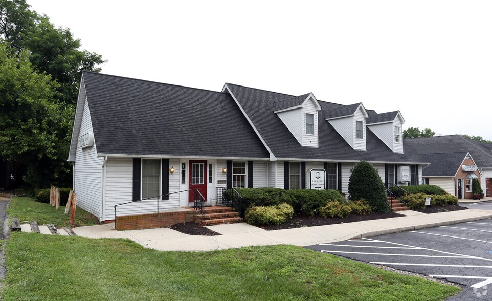 More Photos Of 2131 Defense Hwy, Crofton Unknown For Lease