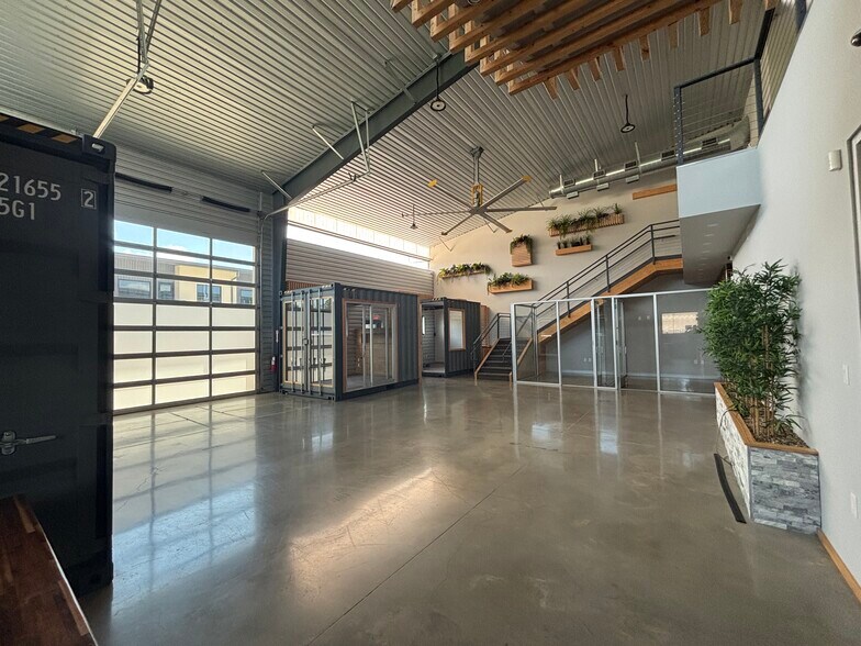 More Photos Of 1330 Rayford Park Rd, Spring Loft Creative Space For Sale