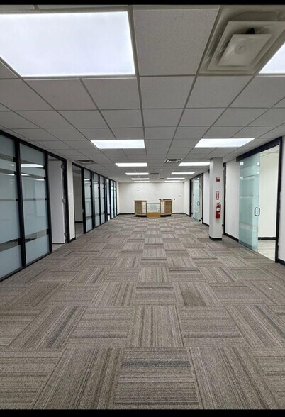 More Photos Of 1235 Southlake Cir, Morrow General Retail For Lease