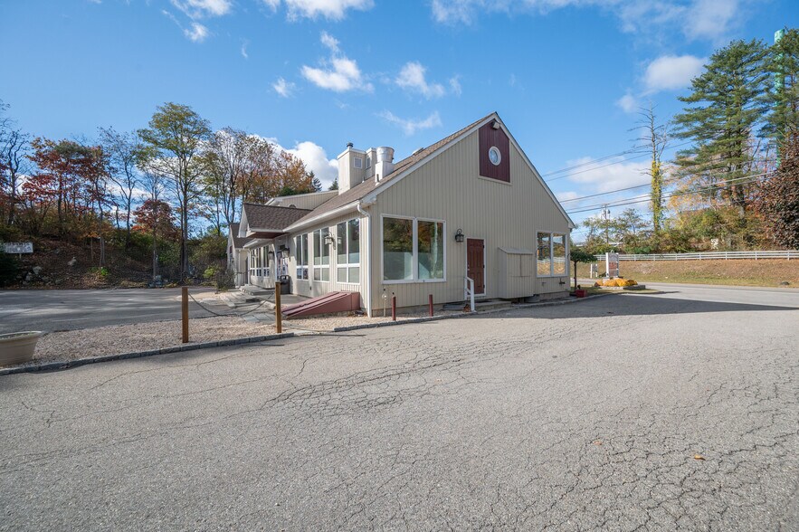More Photos Of 256 Route 100, Somers Township General Retail For Sale