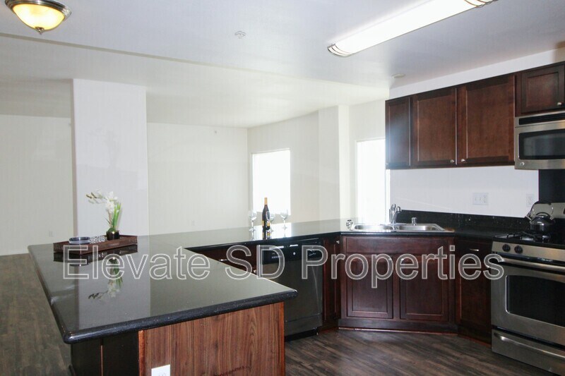 More Photos Of 819-825 D Ave, National City Apartments For Lease