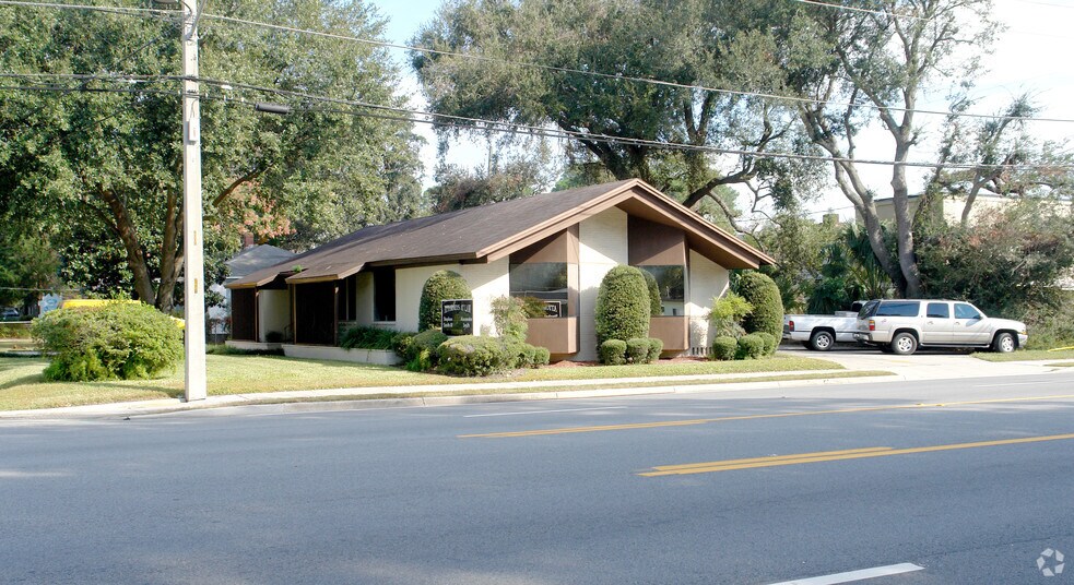 More Photos Of 2601 University Blvd W, Jacksonville Medical For Sale