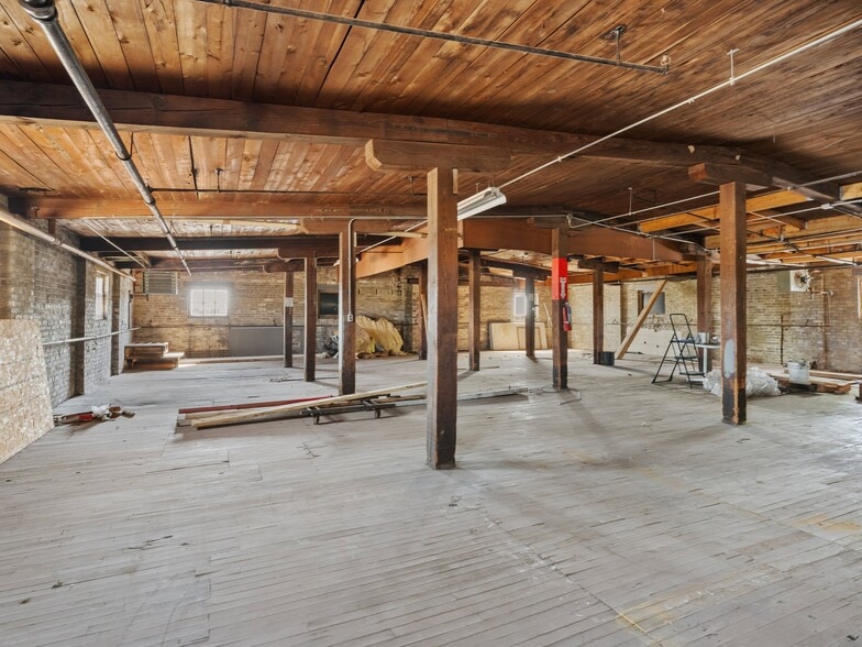 More Photos Of 1223 New York Ave, Sheboygan Industrial For Sale