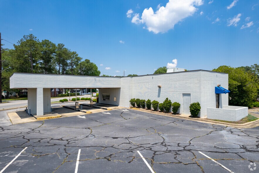 More Photos Of 105-212 N Fairview Rd, Rocky Mount Unknown For Lease