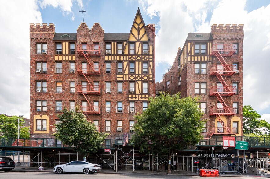 More Photos Of 109 E 153rd St, Bronx Apartments For Lease