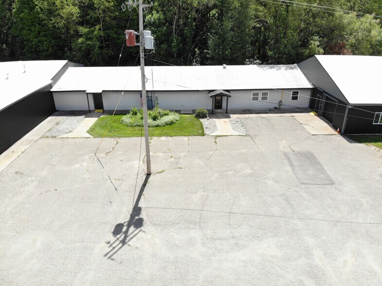 More Photos Of 6190 N Riverview Dr, Kalamazoo Warehouse For Sale