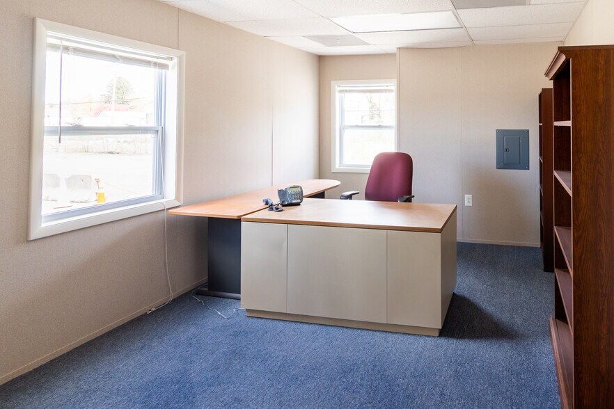 More Photos Of 1 New St, Fall River Land For Lease