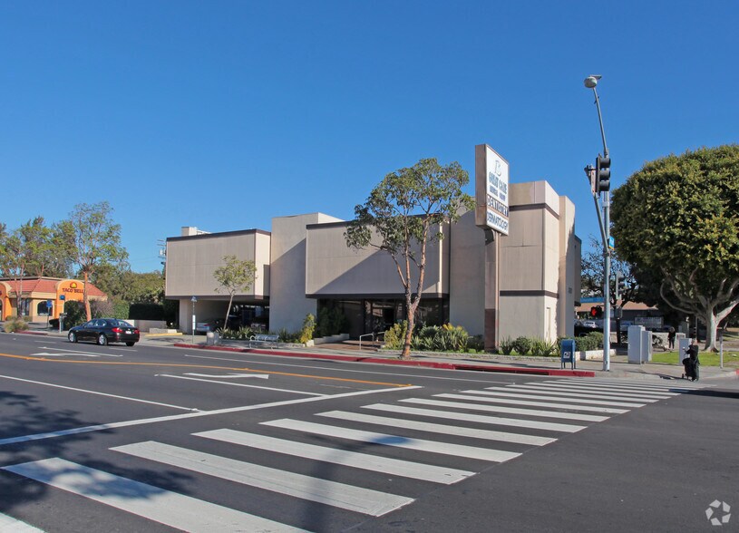 More Photos Of 2221 Lincoln Blvd, Santa Monica Office For Sale