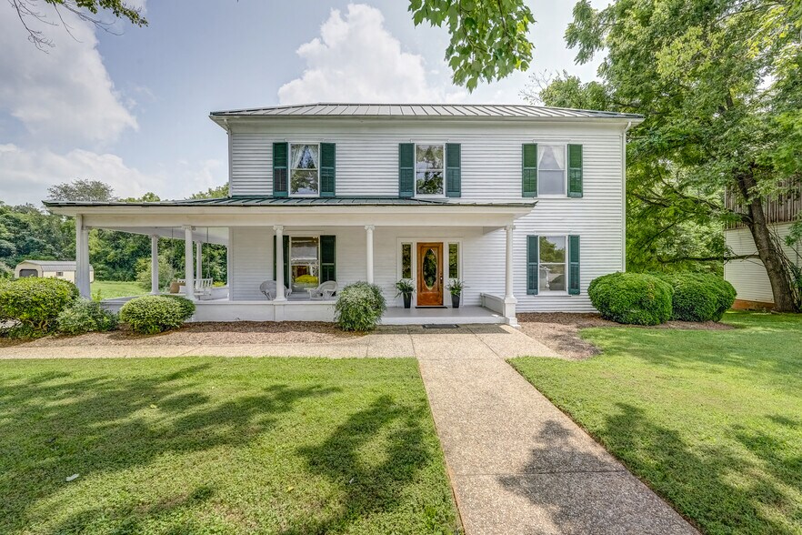 More Photos Of 13126 W James Anderson Hwy, Buckingham Office For Sale