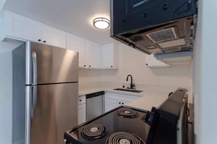 More Photos Of 2830 235th St, Torrance Apartments For Sale