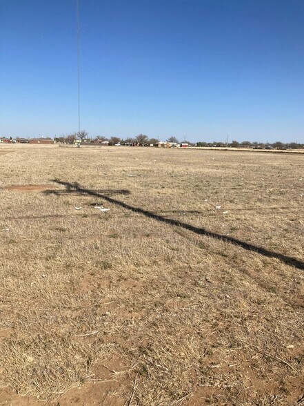 More Photos Of 3218 N Quincy St, Plainview Office For Sale