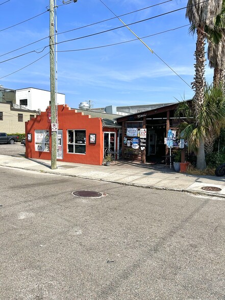 Primary Photo Of 6 N Market St, Charleston Restaurant For Sale