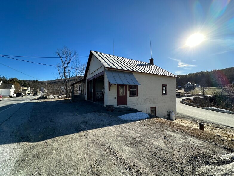 More Photos Of 7392 US-4, Woodstock Police Fire Station For Sale