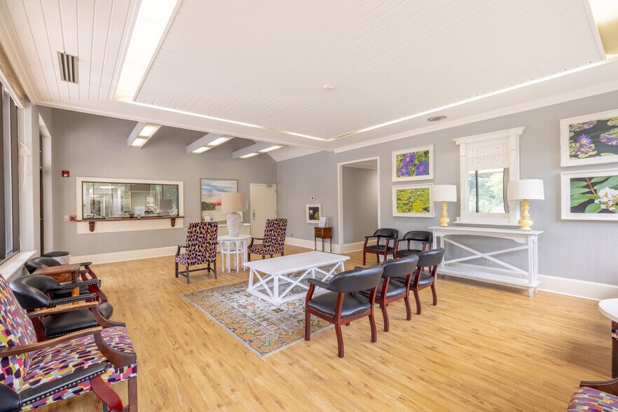 More Photos Of 414 5th Ave, Albany Medical For Sale