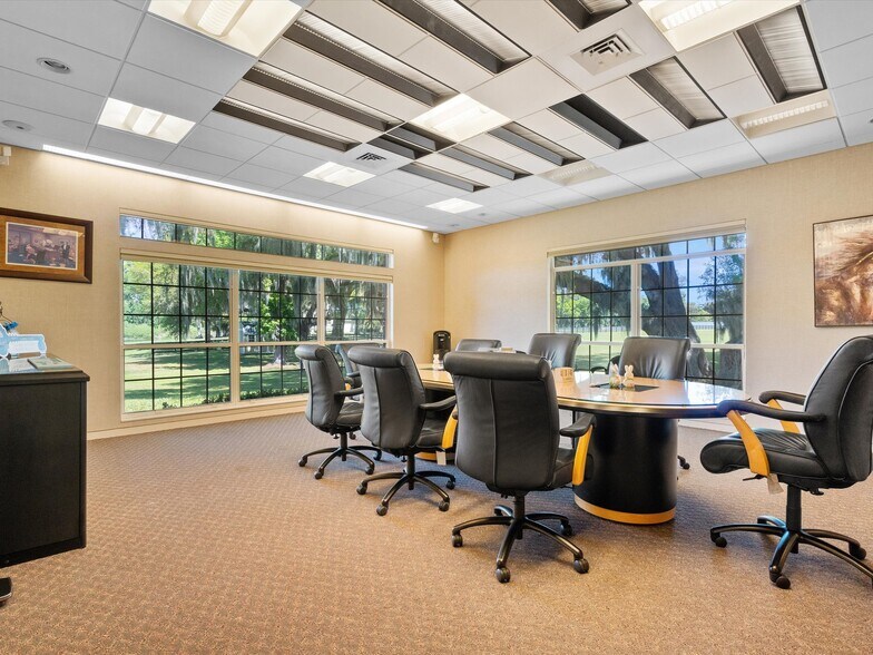 More Photos Of 15400 S US Highway 301, Summerfield Office For Sale