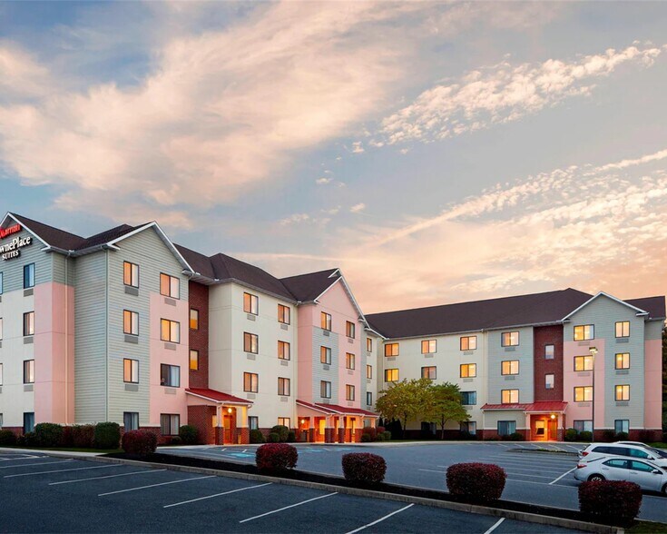 Primary Photo Of 450 Friendship Rd, Harrisburg Hotel For Sale